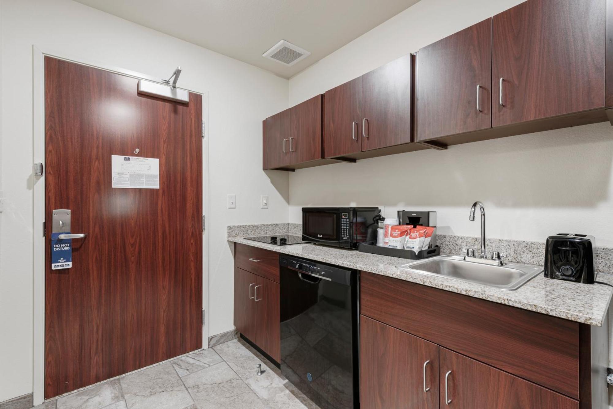 Cobblestone Hotel & Suites - Bellefontaine מראה חיצוני תמונה